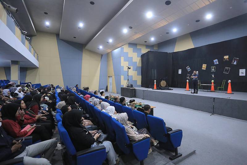 Teater Gedung Seni Budaya